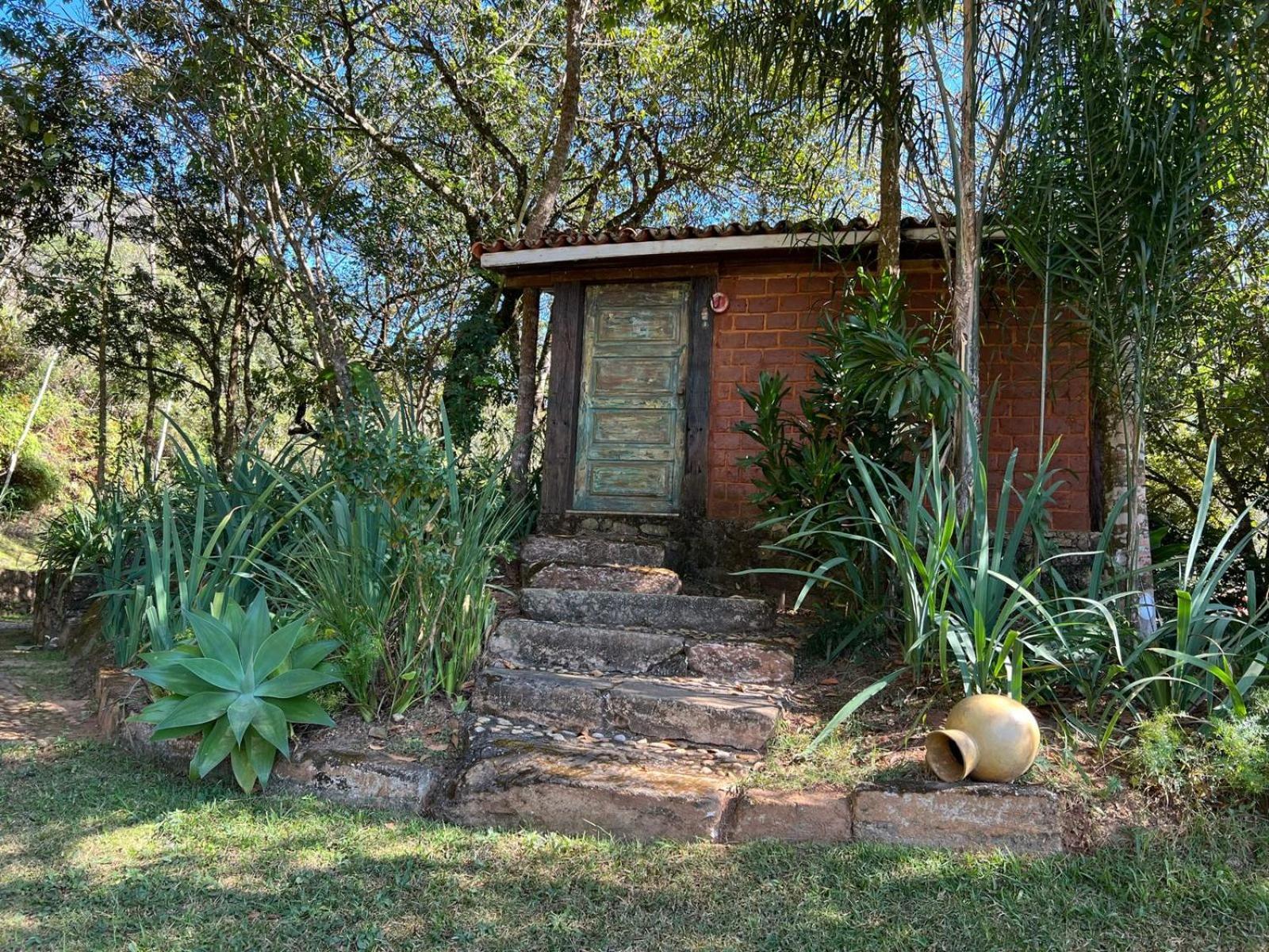 Pousada Candonga Da Serra Tiradentes Exterior foto